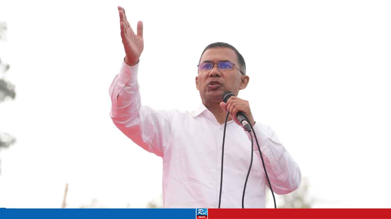পতিত স্বৈরাচার ও বিরোধী দল মিলে বিশৃঙ্খলা সৃষ্টির ষড়যন্ত্র করছে: প্রধানমন্ত্রী