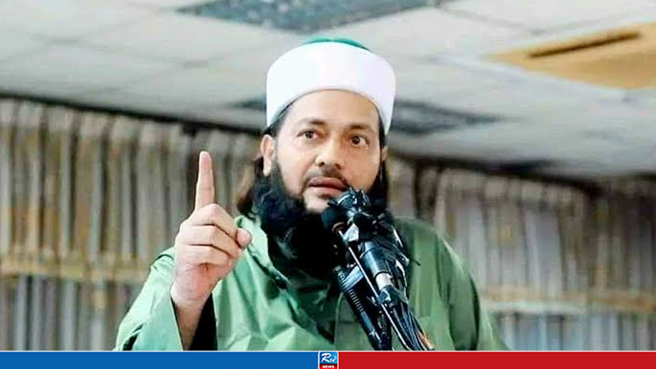 সাংবাদিকদের পেটানো নিয়ে উল্টো সুর এনায়েতুল্লাহ আব্বাসীর