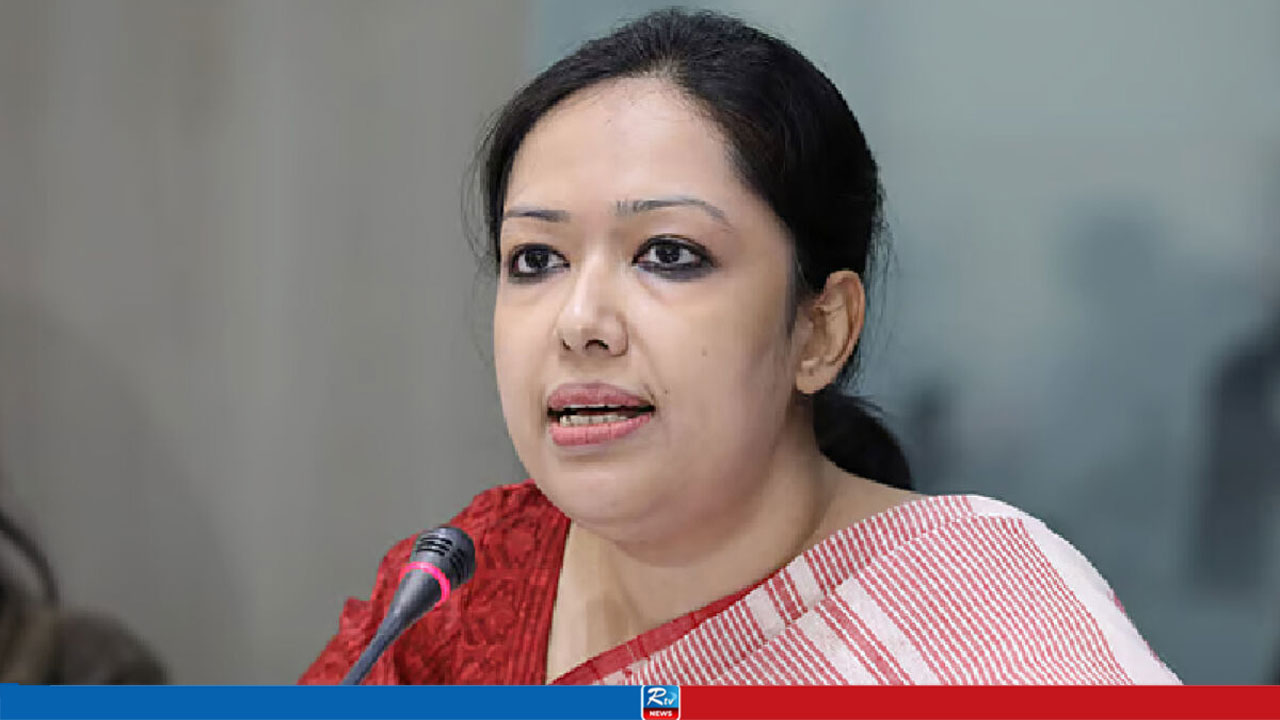 দুর্গার সাজে রুমিন ফারহানার ‘সম্পাদিত ছবি’ প্রচার