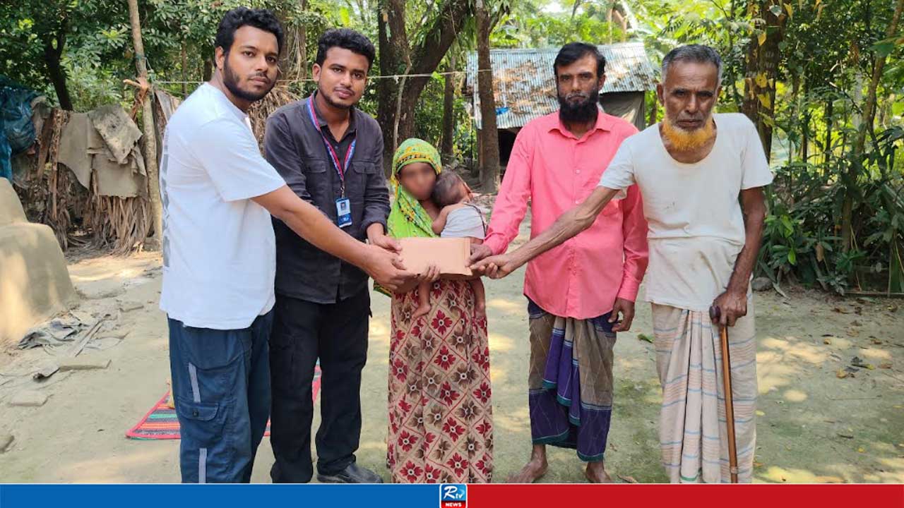 আরটিভিতে সংবাদ প্রকাশের পর আর্থিক সহায়তা পেল সেই সোলায়মান
