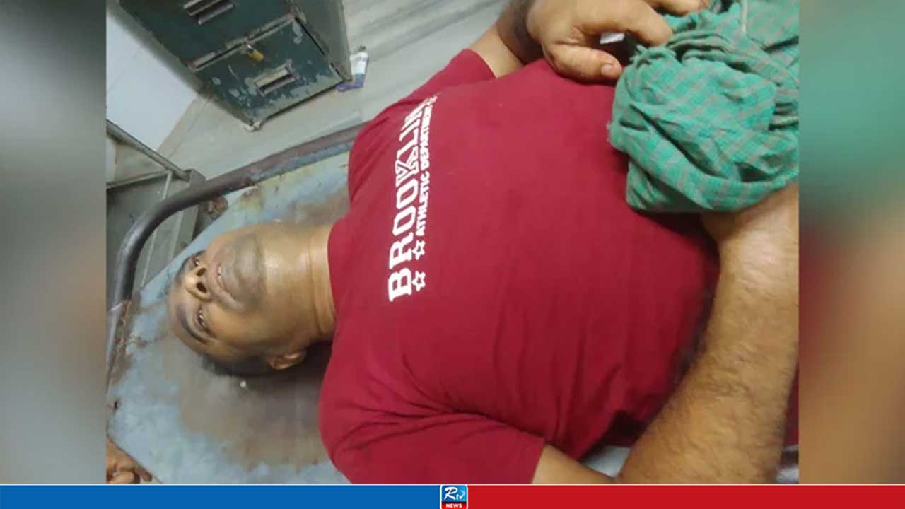 খুলনায় এবার মুদি দোকানদারকে গুলি