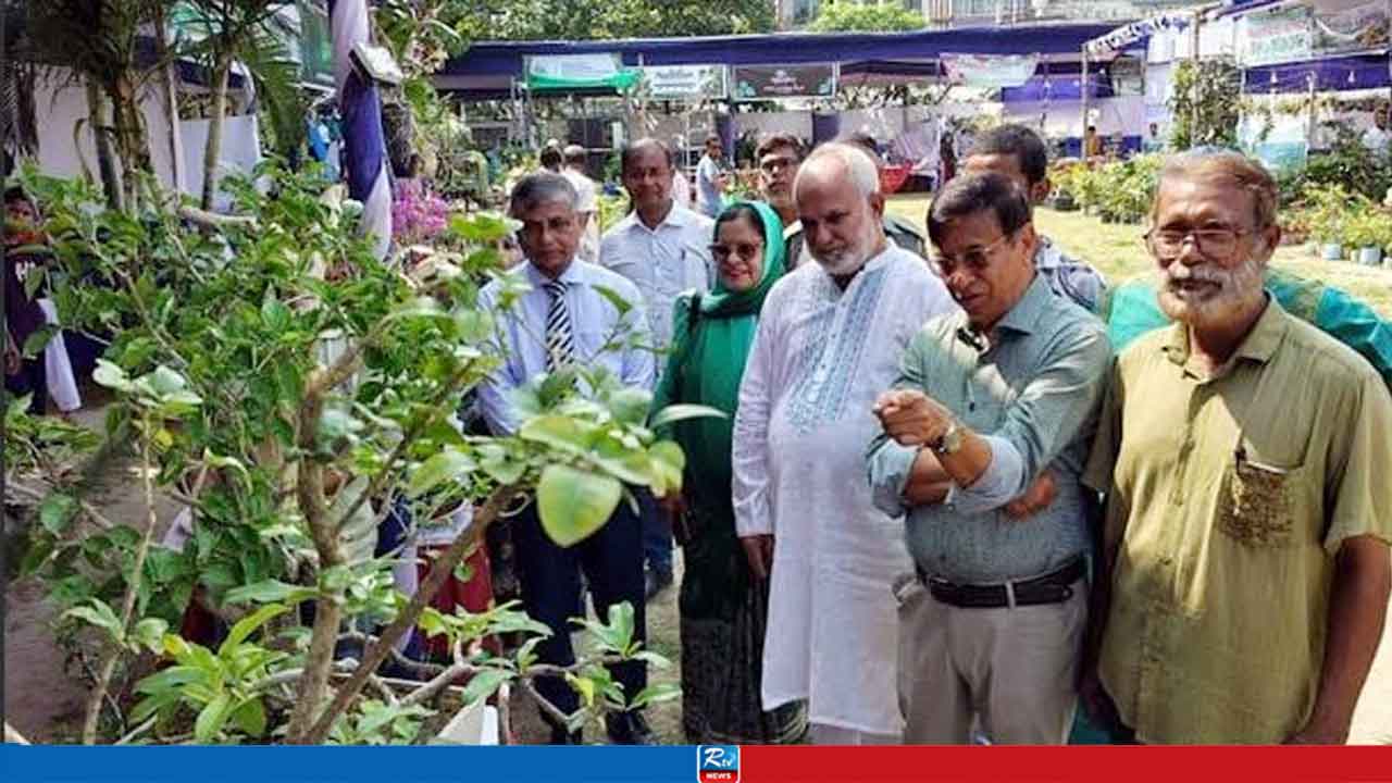খুলনায় শৌখিন বাগানিদের বৃক্ষমেলা ও প্রদর্শনী 