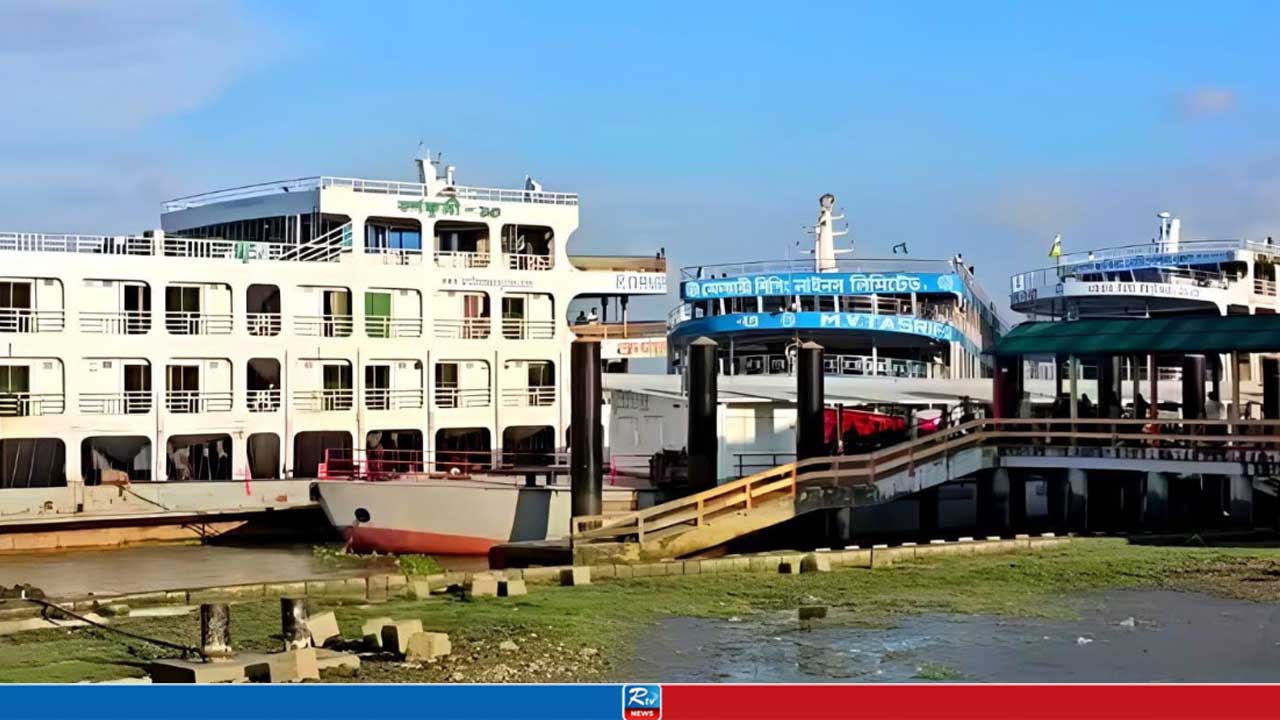 লঞ্চের রোটেশন প্রথায় ব্যাহত যাতায়াত, ভোগান্তিতে যাত্রীরা