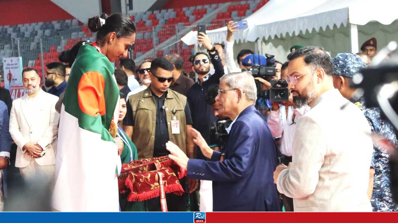 ১৮তম বার দ্রুততম মানবী যবিপ্রবির শিরিন আক্তার