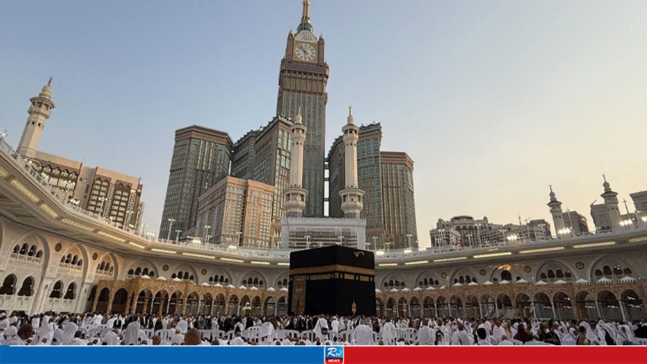 Missile Debris Falls in Holy Cities of Mecca and Medina