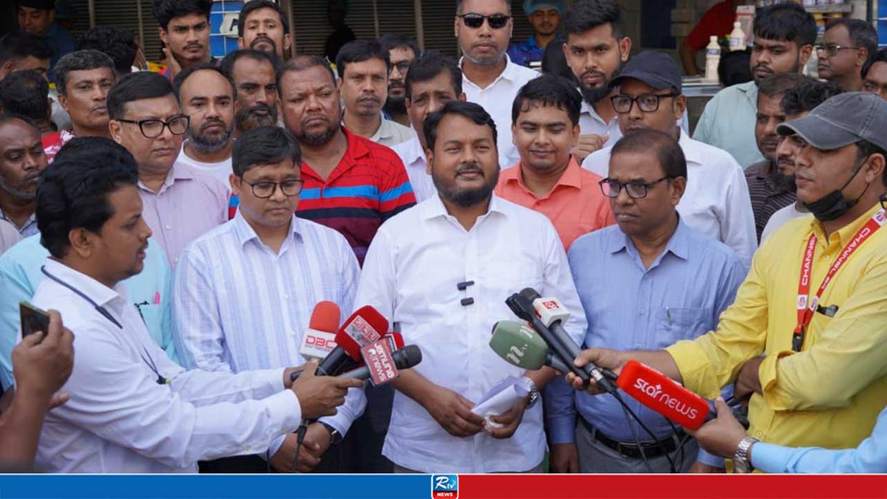 ফুটপাত দখলমুক্তের পাশাপাশি হকারদের পুনর্বাসন করা হবে: রাসিক প্রশাসক