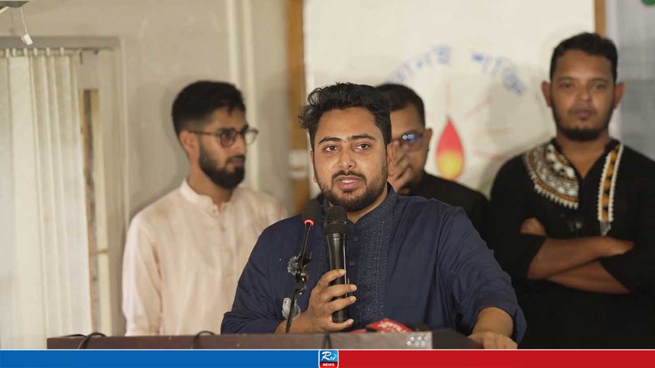 শেখ হাসিনার তিন সংসদ নিয়ে যা বললেন নাহিদ ইসলাম