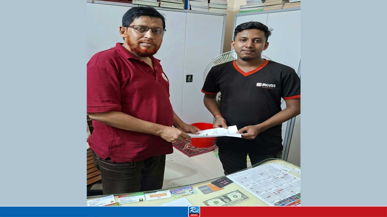 বিবেকের তাড়নায় রেলওয়ে টিকিটের দেনা শোধ করলেন প্রবাসী