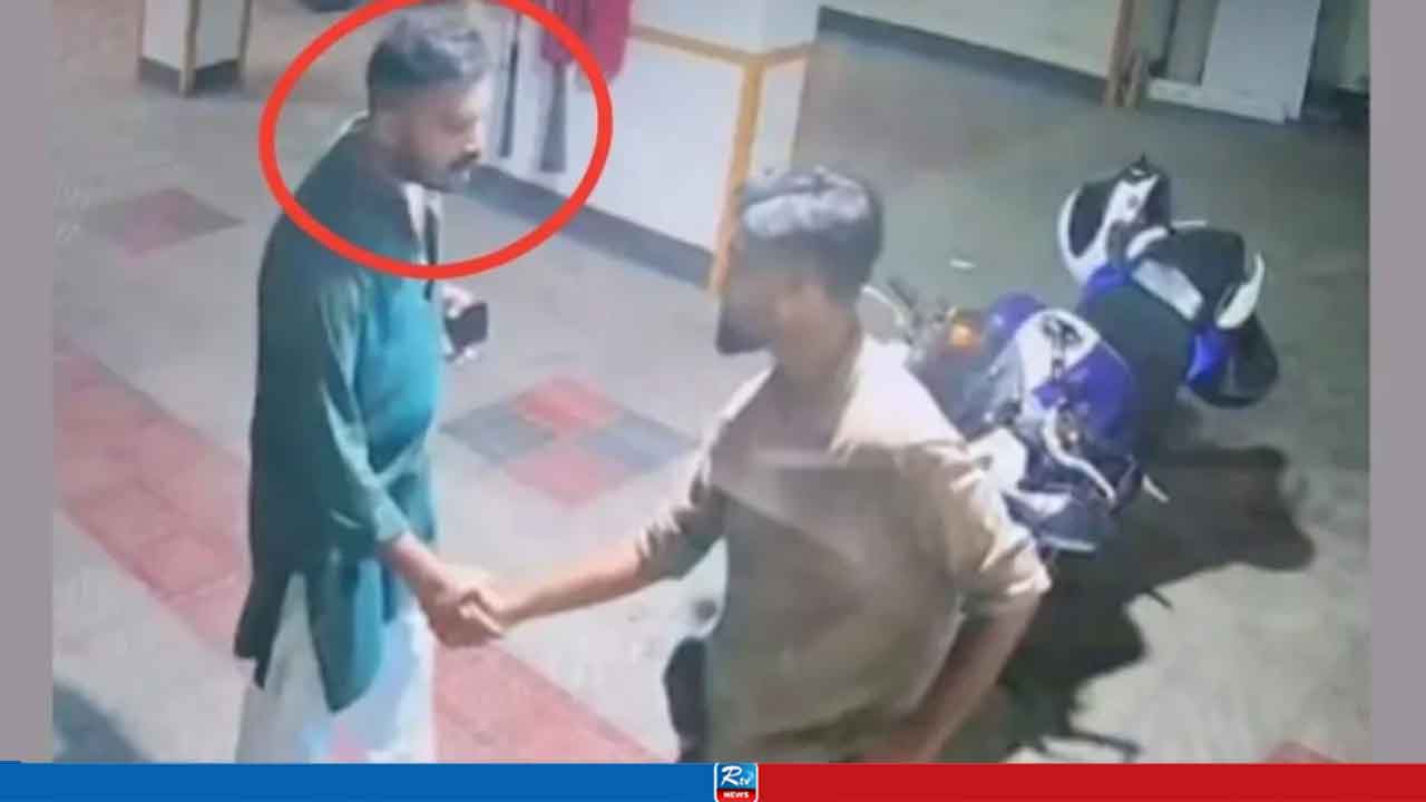 মৃত্যুর আগে এক ব্যক্তির সঙ্গে কথা বলে হাত মেলান তাহসিফ, আরও যা জানা গেল