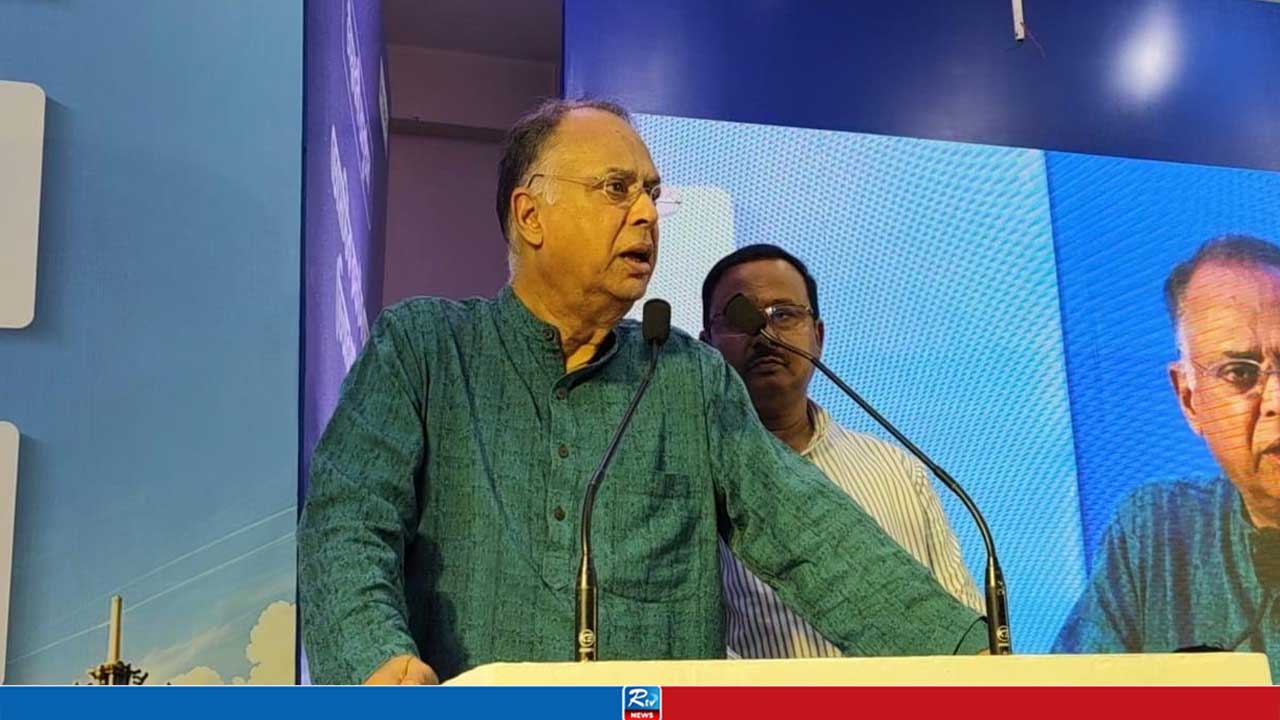 ময়মনসিংহে ডোমেস্টিক রুফটপ সোলার প্রকল্পের উদ্বোধন করলেন জ্বালানিমন্ত্রী