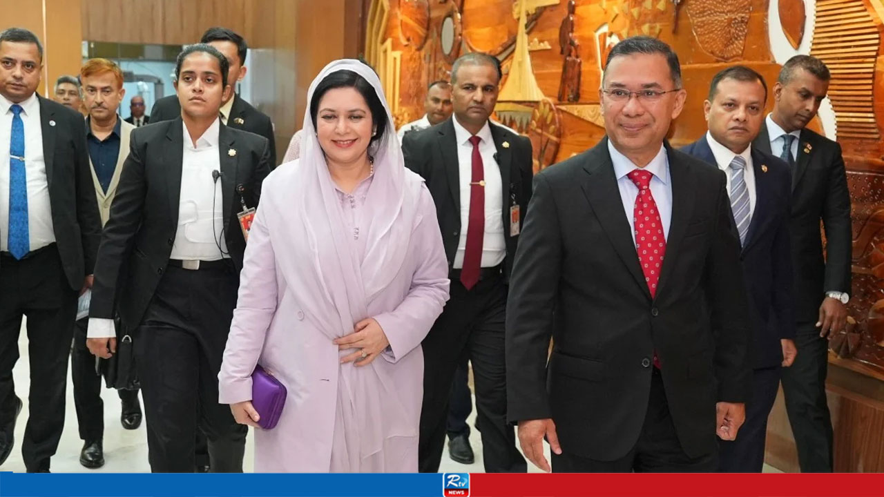 PM Returns Home after Concluding 4-Day Official Tour of Japan