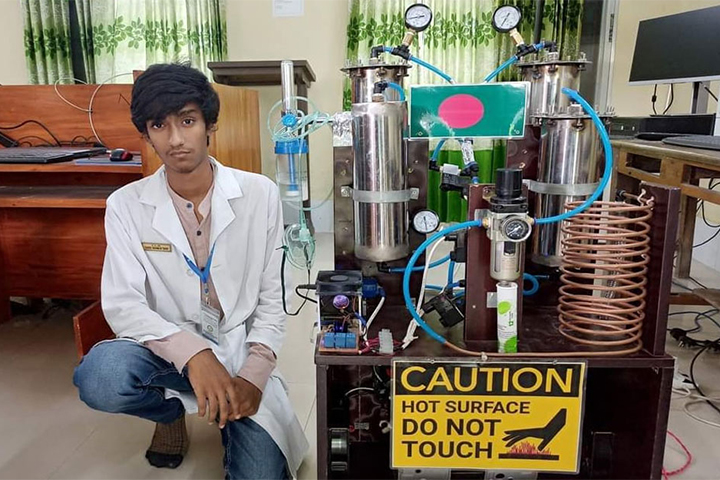 করোনায় বাবাকে হারিয়ে ছেলের অক্সিজেন জেনারেটর আবিষ্কার