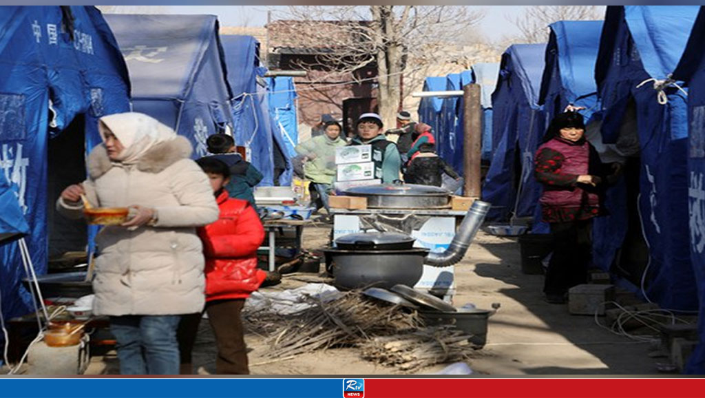 Tibetans in quake-hit areas get scarce aid from Chinese government