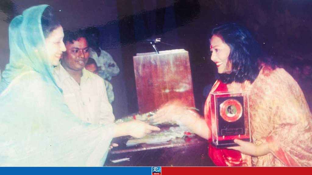 খালেদা জিয়াকে গান শোনানোর আক্ষেপটা থেকেই গেল ‘পাগল মন’ গায়িকার