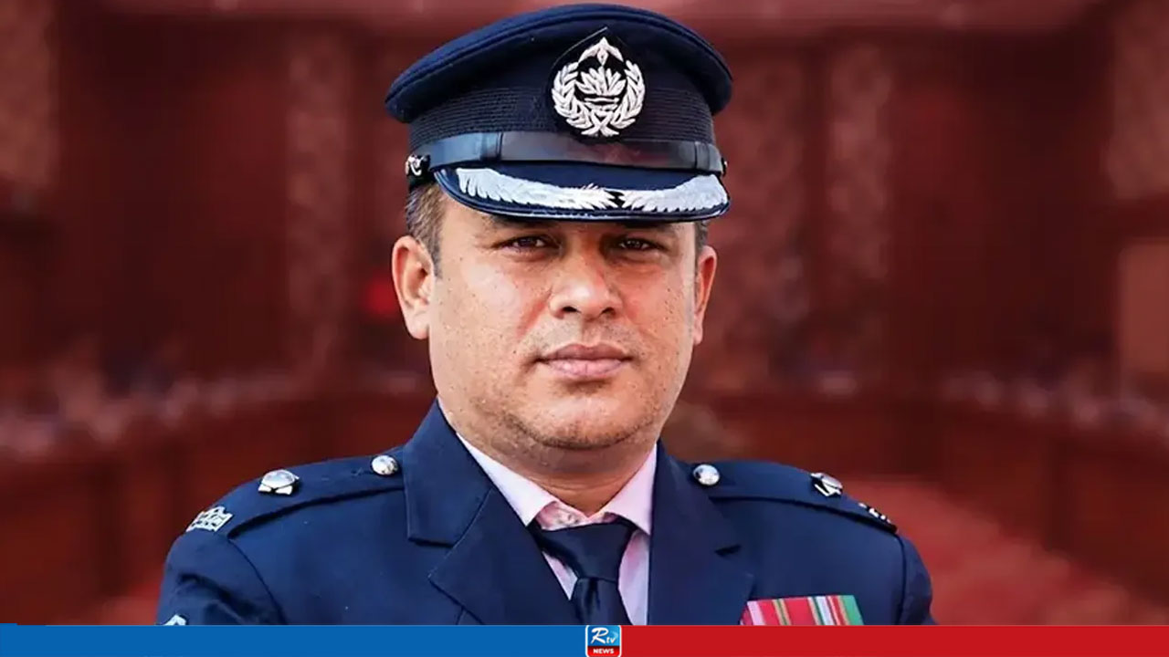অডিও ফাঁসের ঘটনায় এবার ডিবি হেফাজতে ক্যান্টনমেন্ট থানার সেই ওসি