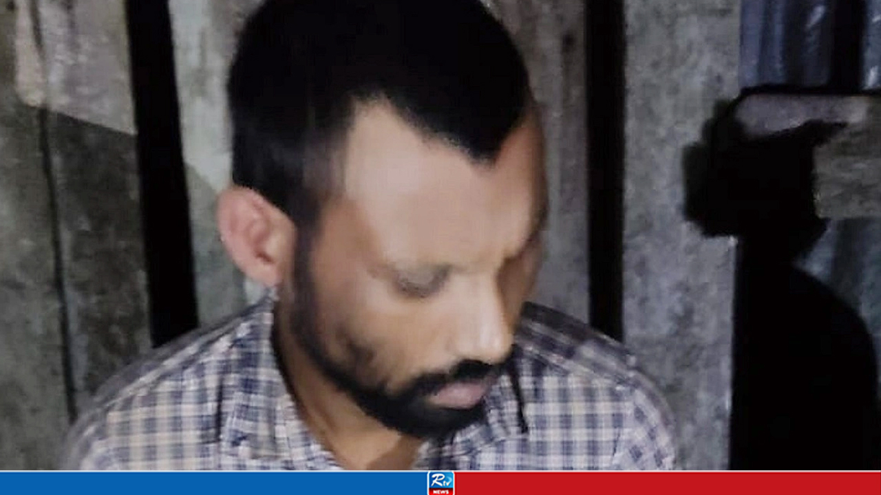 দিনে ভাঙারি ব্যবসা, রাতে চুরি!
