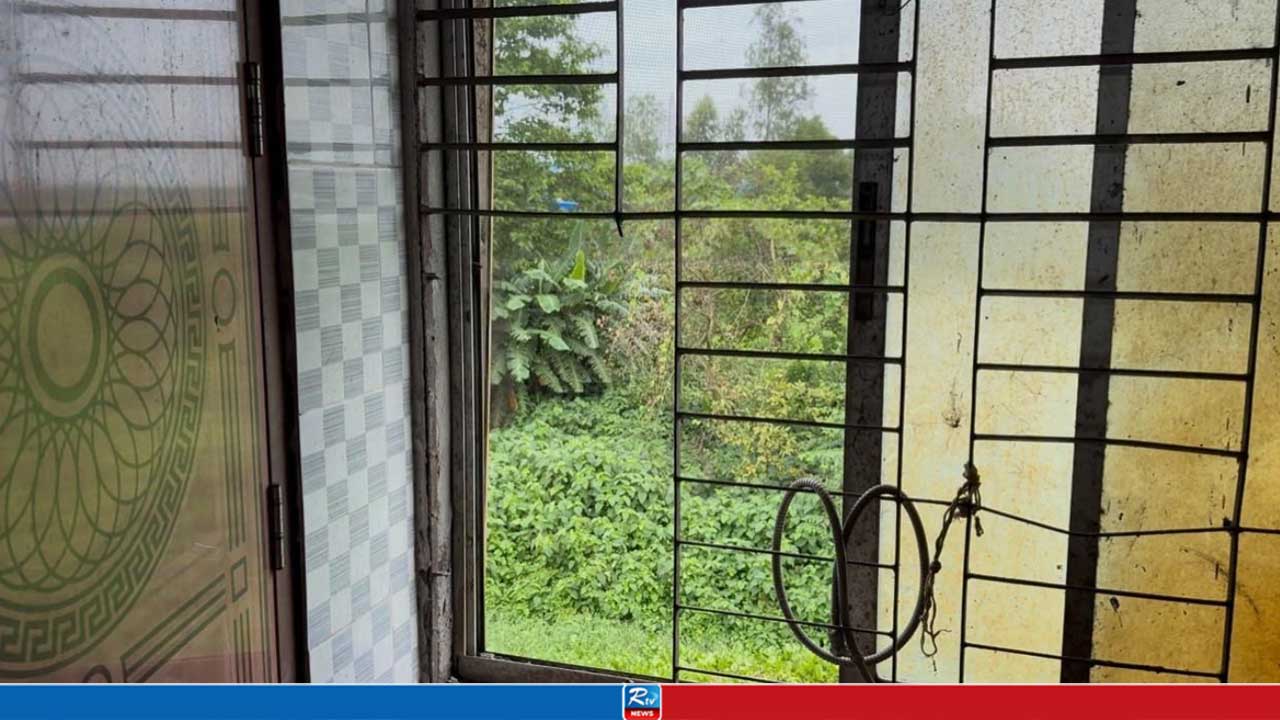 টয়লেটের গ্রিল কেটে চীনা কর্মকর্তার ঘরে ঢোকে তিনজন, অতঃপর...