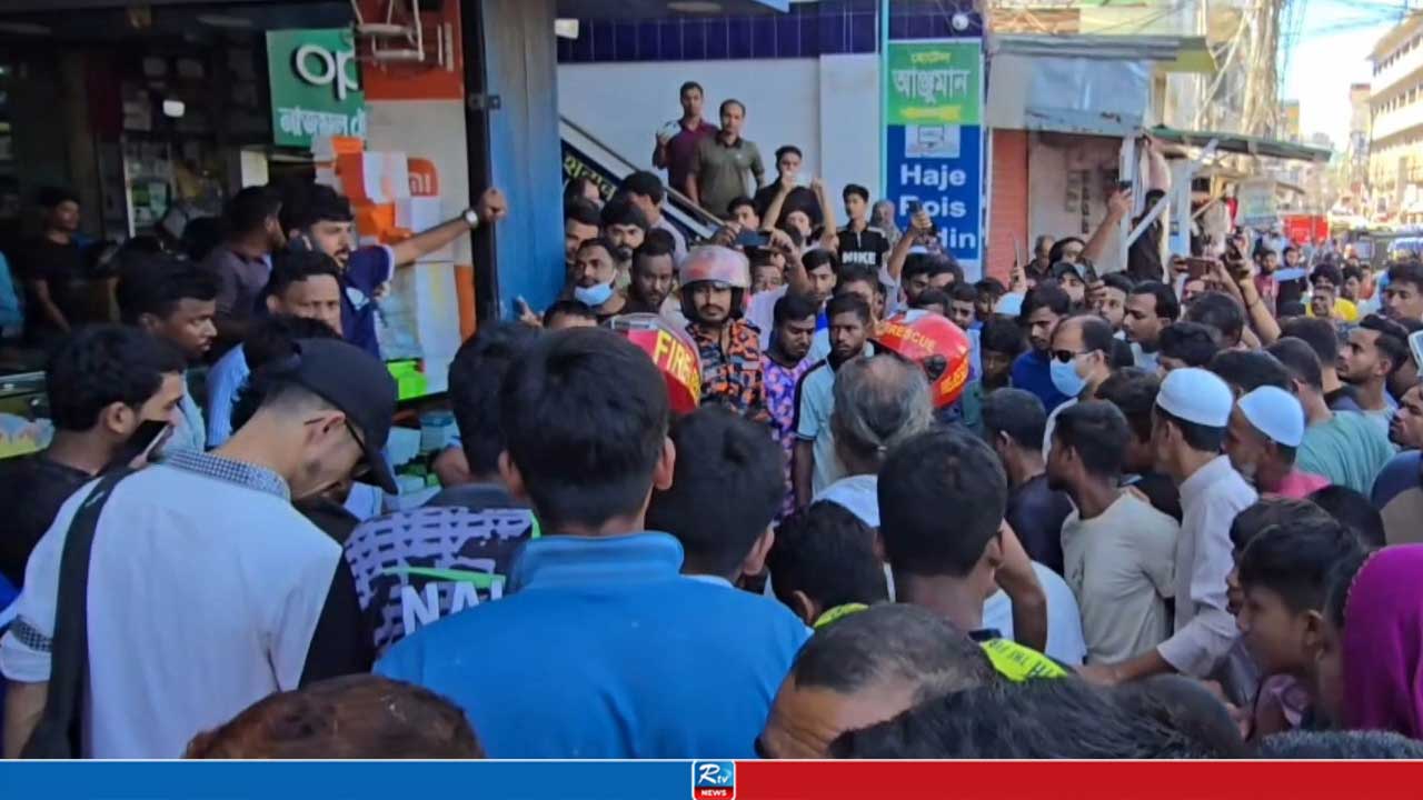 কিশোরগঞ্জে বিদ্যুৎস্পৃষ্টে দুই শ্রমিকের মৃত্যু