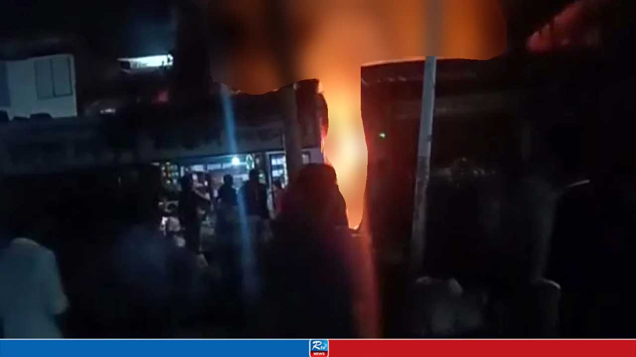 শর্টসার্কিটের আগুনে দগ্ধ ঘুমিয়ে থাকা ৬ বছরের শিশু