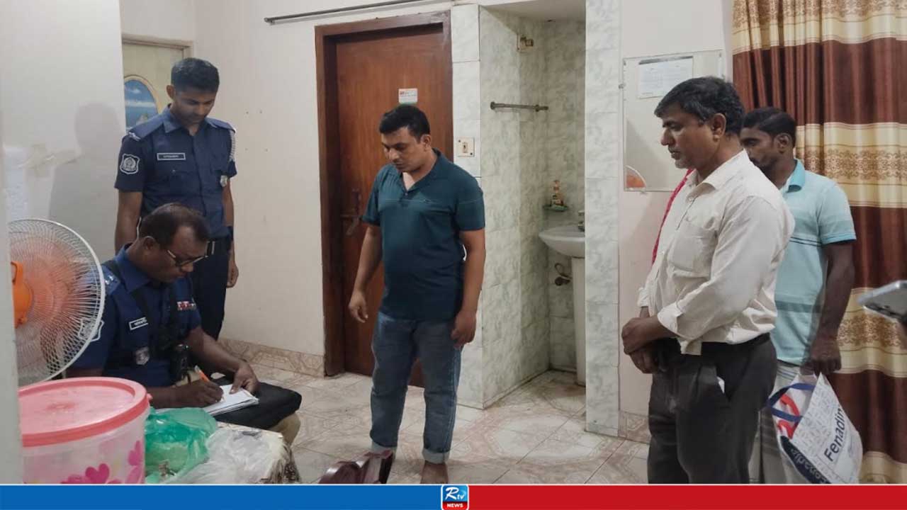 ভিক্ষুকের ছদ্মবেশে দরজায় কড়া, খুলতেই বেরিয়ে এলো ‘আসল রূপ’