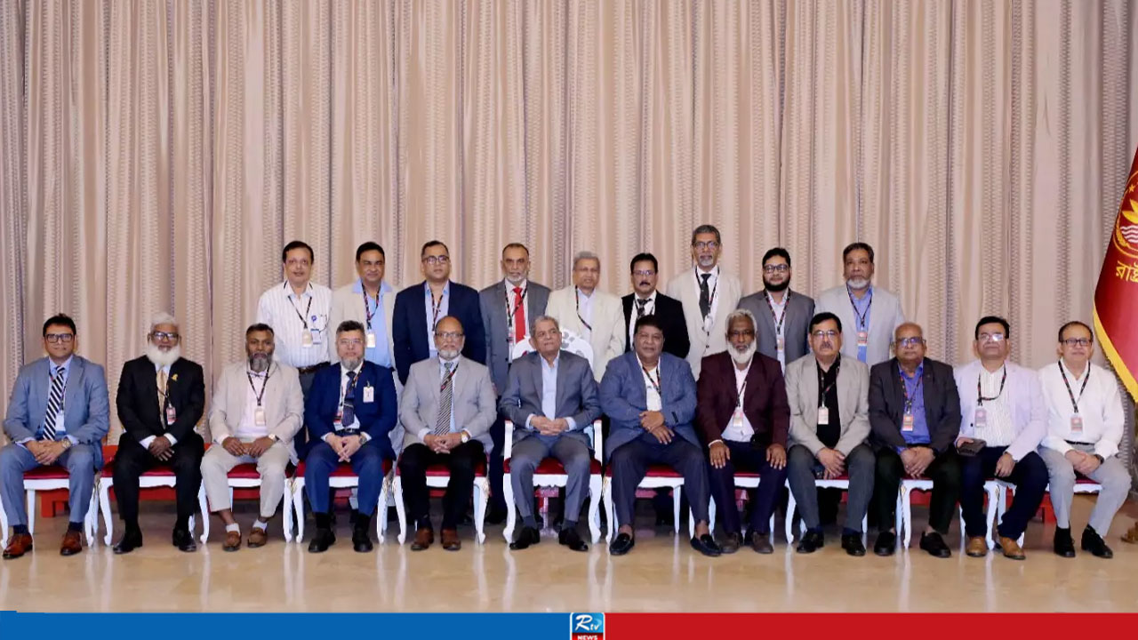 President Urges Doctors to Submit Concrete Plans to End Health Sector Mismanagement