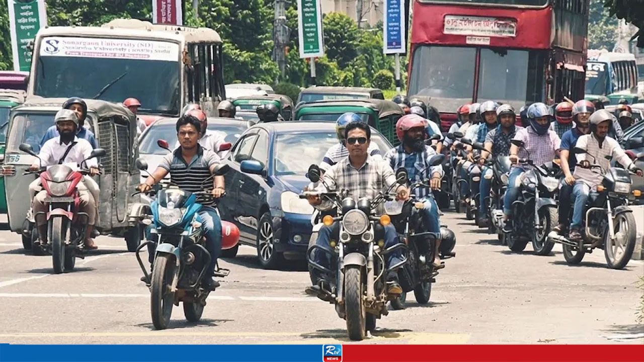 মোটরসাইকেল ও গাড়ি চালকদের জন্য পুলিশের ১২ নির্দেশনা
