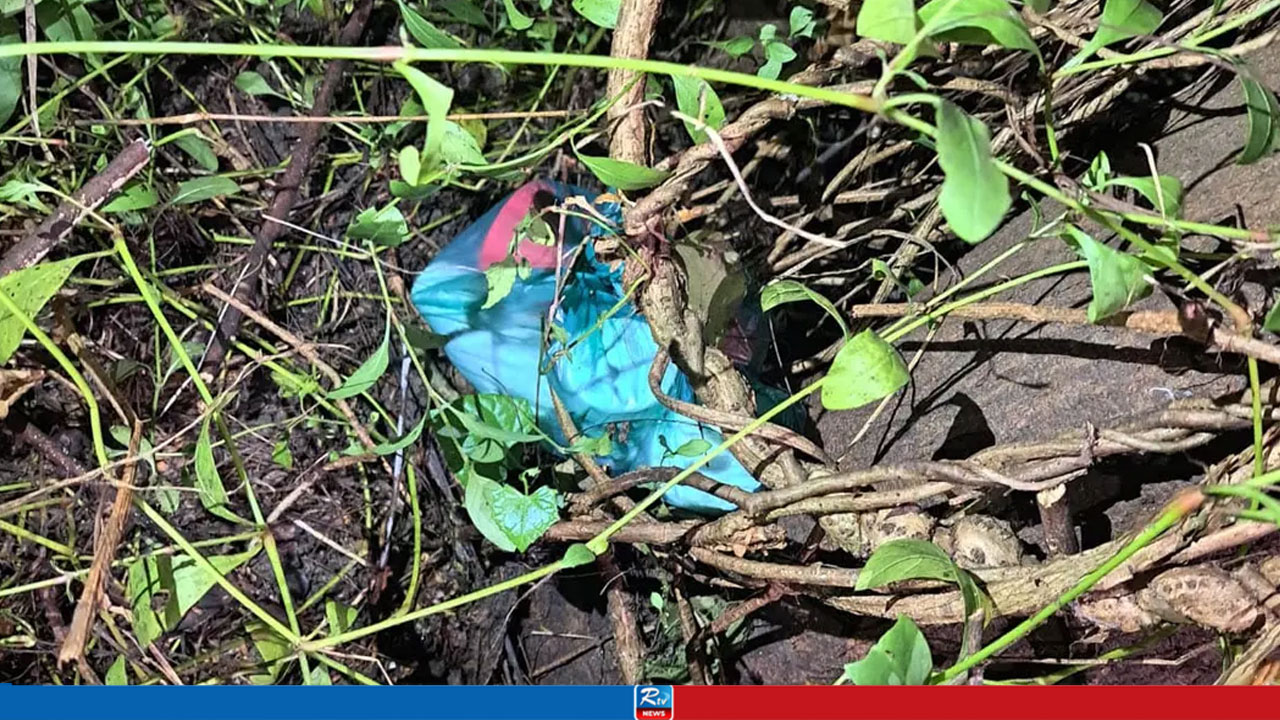 এবার বুদ্ধিজীবী কবরস্থানে ককটেল সদৃশ বস্তু, ঘিরে রেখেছে এসআরবি
