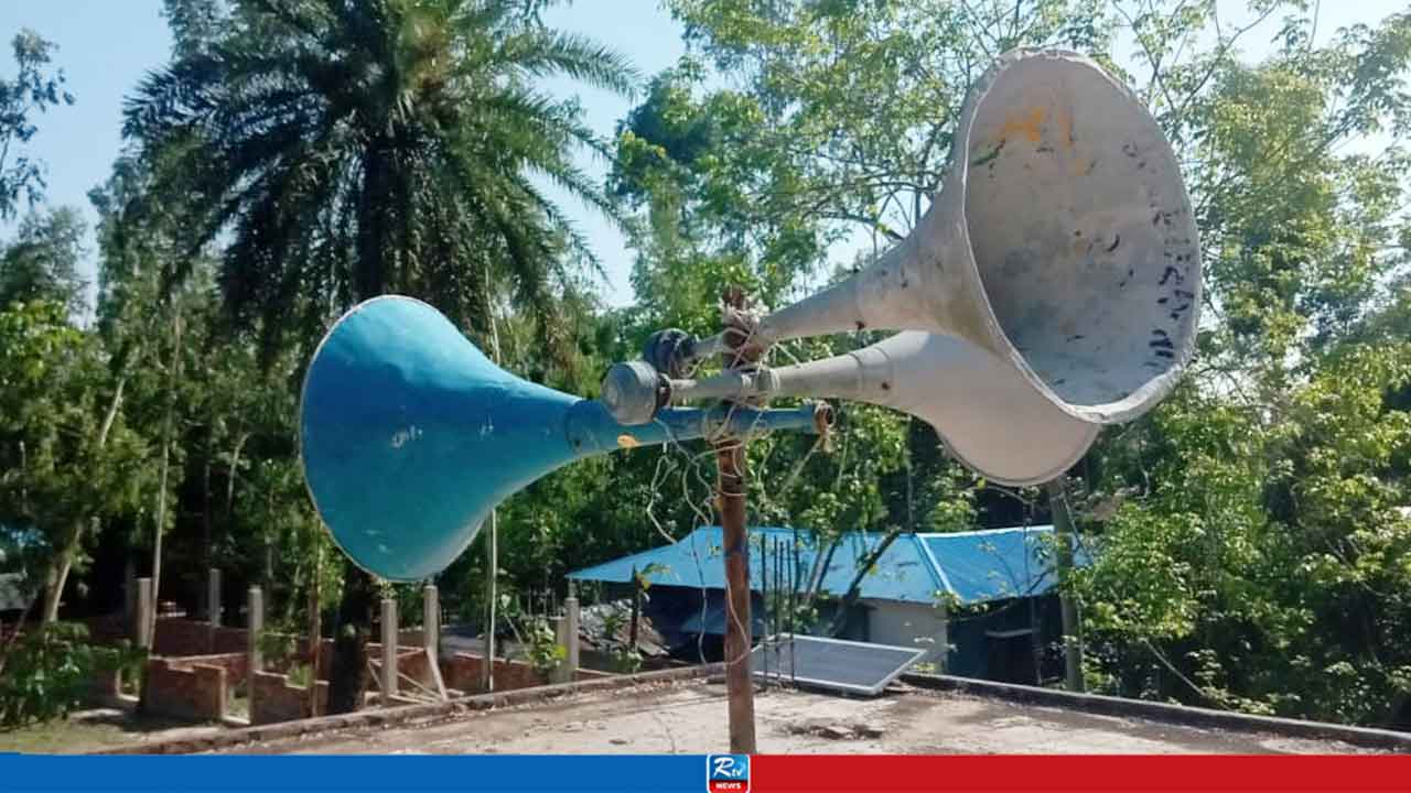 ‘ডাকাত পড়েছে’ বলে মসজিদে মাইকিং, অতঃপর...