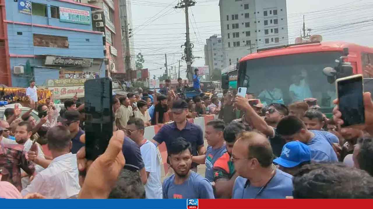 ফেনী পৌঁছেছেন প্রধানমন্ত্রী