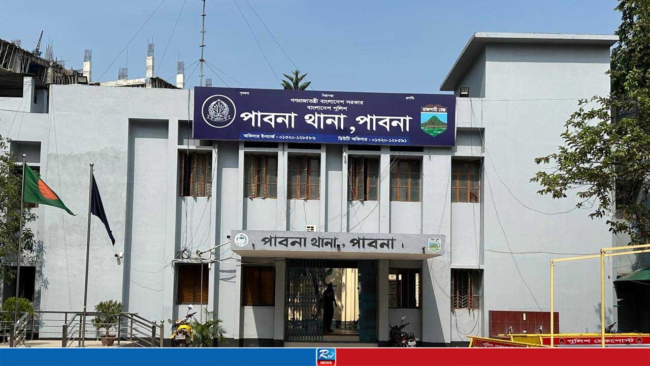 ধারালো অস্ত্র দিয়ে মাদকাসক্ত যুবককে খুঁচিয়ে খুঁচিয়ে হত্যা