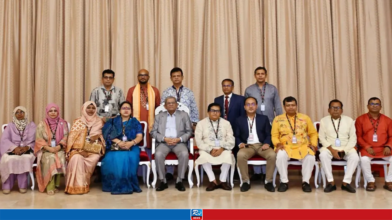 উদার ও সমৃদ্ধ বাংলাদেশ গড়তে ঐক্যবদ্ধভাবে কাজ করার আহ্বান রাষ্ট্রপতির