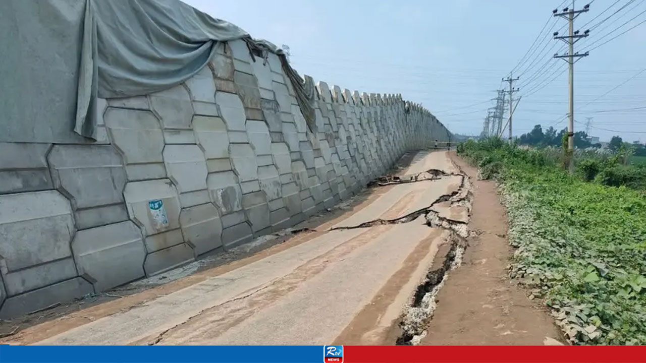 ঢাকা বাইপাস এশিয়ান হাইওয়েতে বড় ভাঙন, আতঙ্কে স্থানীয়রা