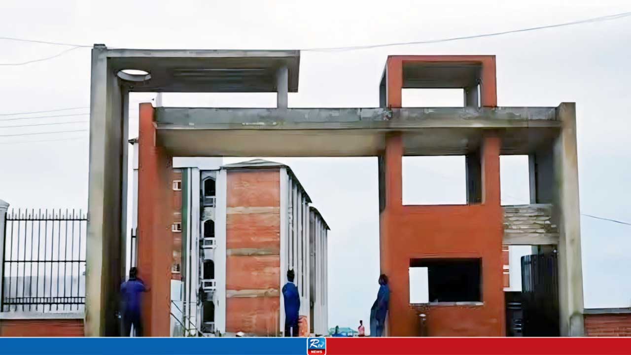 প্রায় আড়াই কোটি টাকা ব্যয়ে খুবির দ্বিতীয় ক্যাম্পাসে সুপেয় পানি প্রকল্পের কাজ শুরু