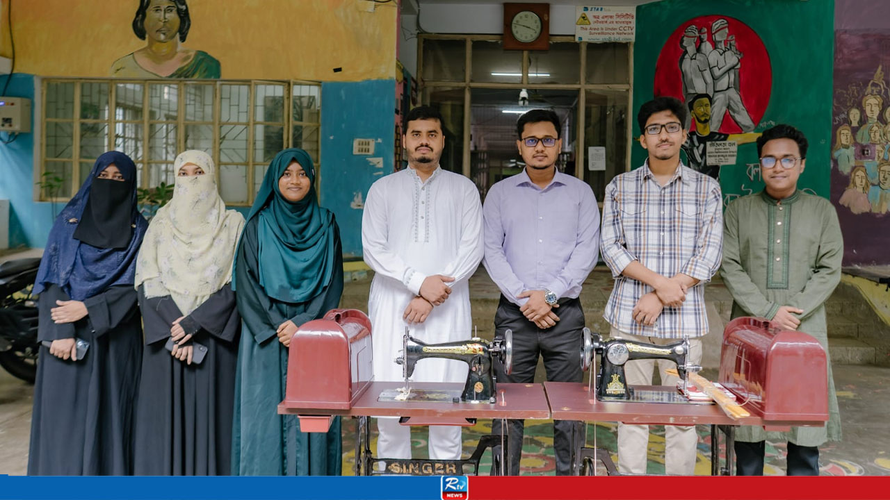 চাকসু থেকে সেলাই মেশিন পেল চবির ৫ ছাত্রী হল