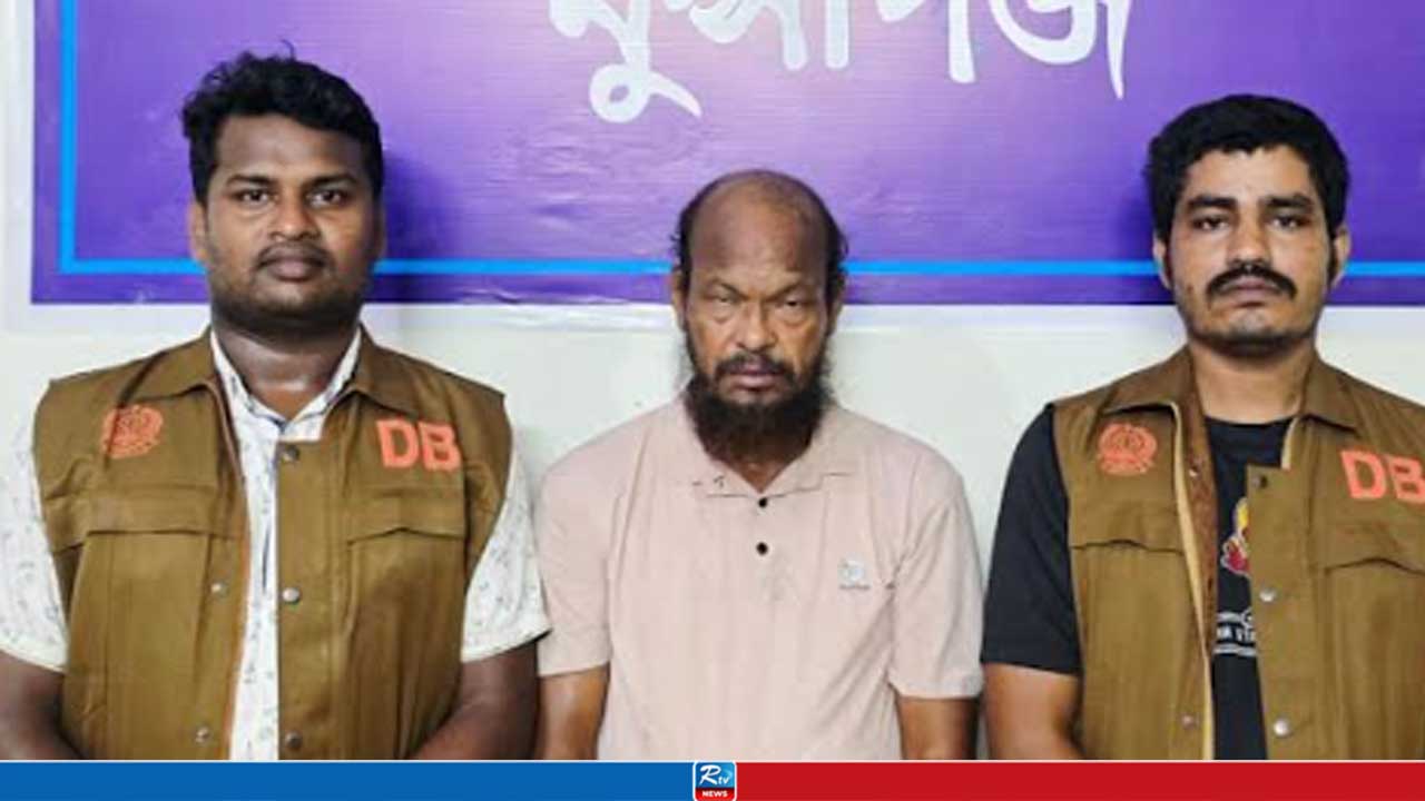 ২৪ মামলার আসামি ‘গাঁজা মনির’ ৩০০ ইয়াবাসহ ধরা