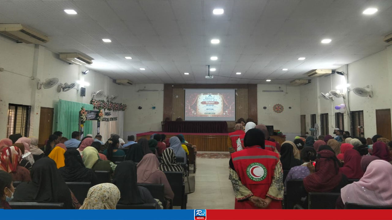 ‘স্বপ্নের শুরু হলো আজ’, বদরুন্নেসা কলেজে ক্যারিয়ার ক্লাবের উদ্বোধন