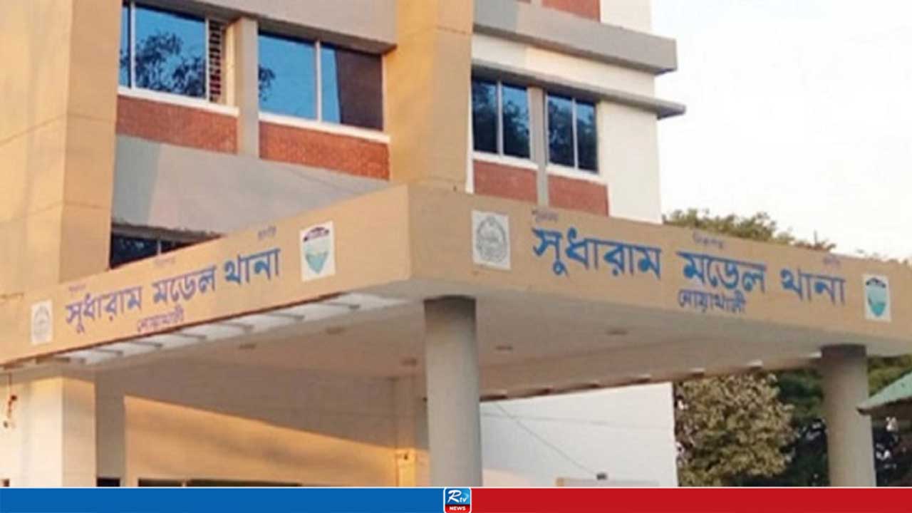 প্রেমে সাড়া না পেয়ে কিশোরীর বাথরুমে যাওয়ার পথে ওঁত পাতেন রবিউল, অতঃপর...