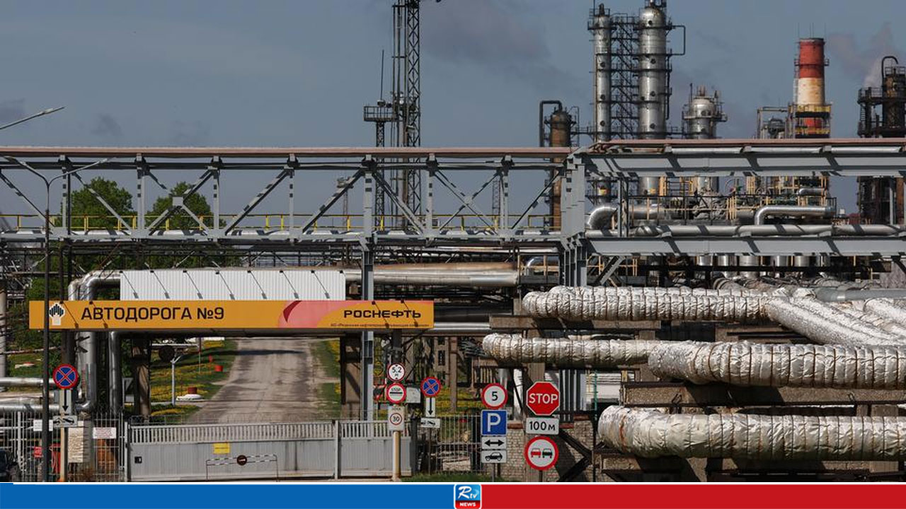 Germany Sticks to Russia Sanctions After Trump Diesel Deal