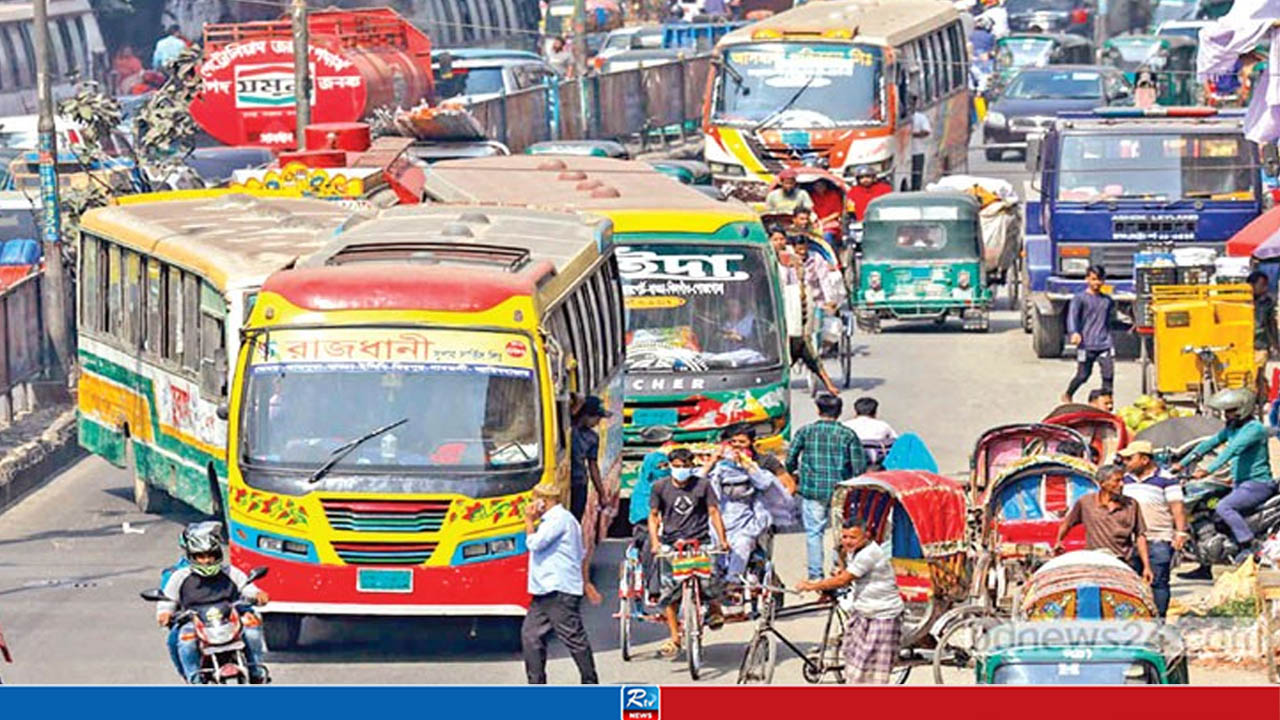 সড়কে শৃঙ্খলা ফেরাতে ঢাকার ৩২ রুটে ফ্র্যাঞ্চাইজি পদ্ধতিতে চলবে বাস