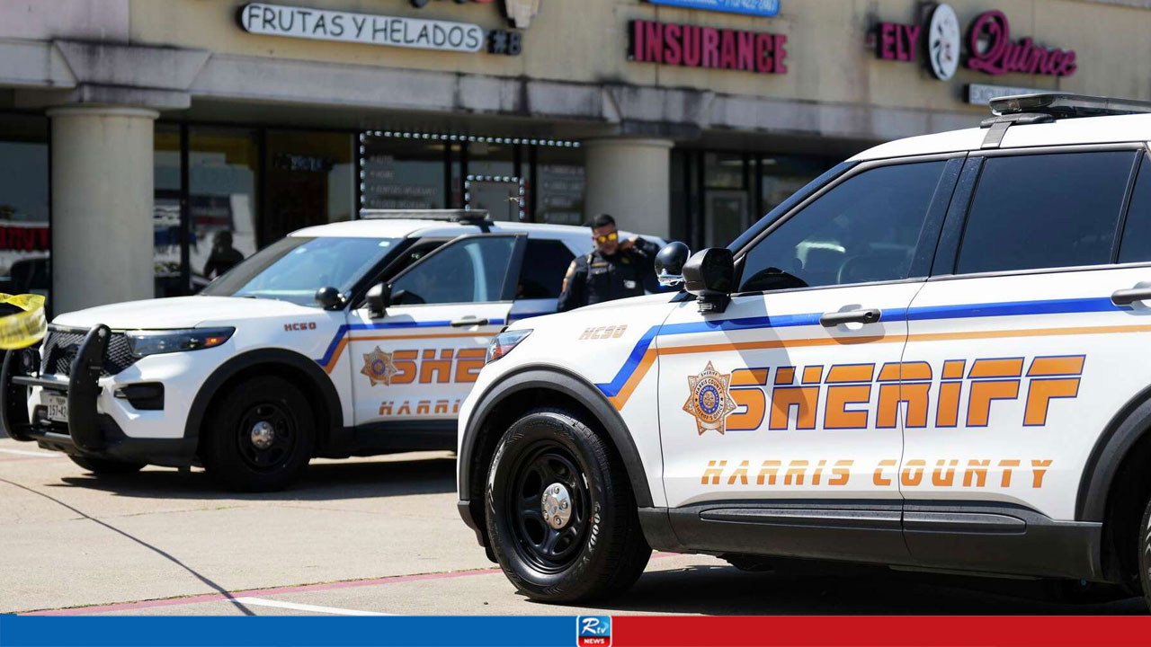 টেক্সাসে অভিবাসন কর্মকর্তার গাড়ির ধাক্কায় আহত ব্যক্তি