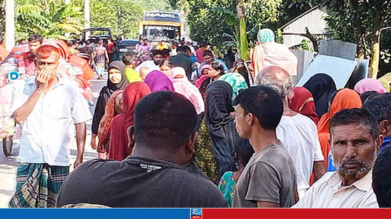 মোটরসাইকেলের ধাক্কায় তিনদিন ঝোপে পড়ে ছিলেন গৃহবধূ, দুর্গন্ধে মিলল মরদেহ