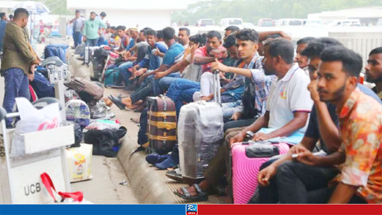 ভিসা শেষের পথে থাকা প্রবাসীদের সুখবর দিলেন বিমানমন্ত্রী