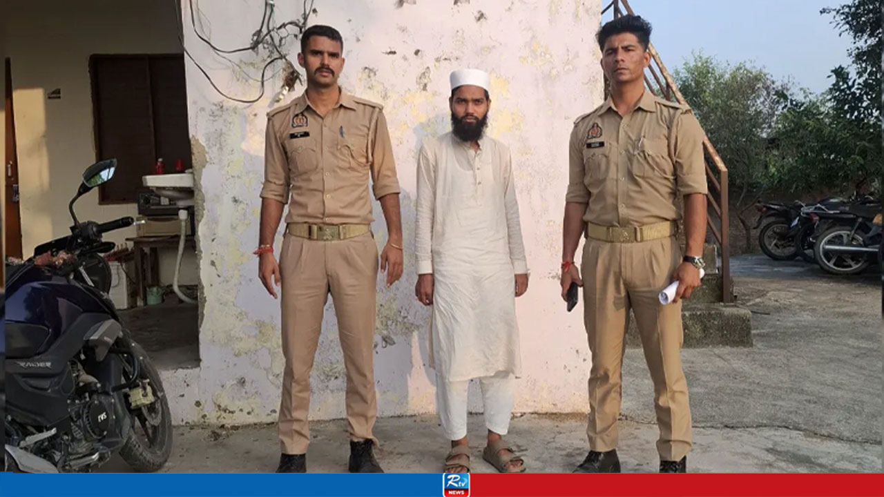 ভারতে উচ্চস্বরে আজান দেওয়ায় কারাগারে মুয়াজ্জিন
