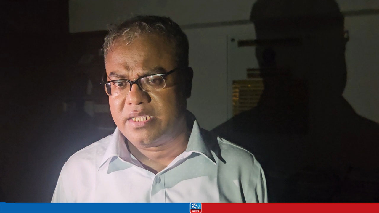চুয়েটে দীর্ঘসময় অবরুদ্ধ উপাচার্য