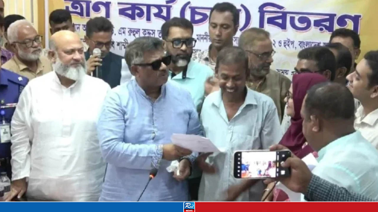 হিন্দুদের দিকে বাঁকা চোখে তাকালে বিষ দাঁত ভেঙে দেব: হুইপ দুলু