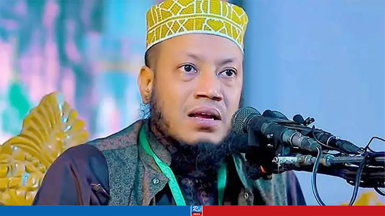 খুলে ফেলা হলো আমির হামজার মাহফিলের প্যান্ডেল
