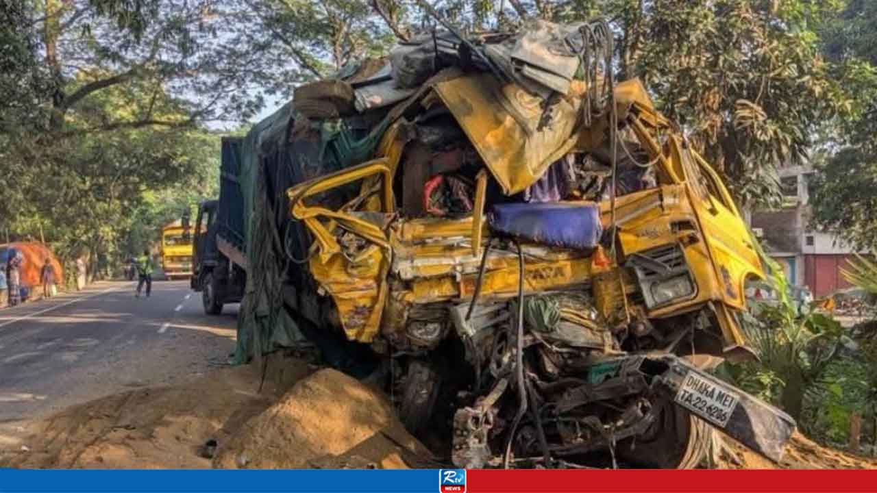 নাটোরে বাস-ট্রাক সংঘর্ষে জাজিরার ৫ ব্যবসায়ীর মৃত্যু, এলাকায় শোকের ছায়া