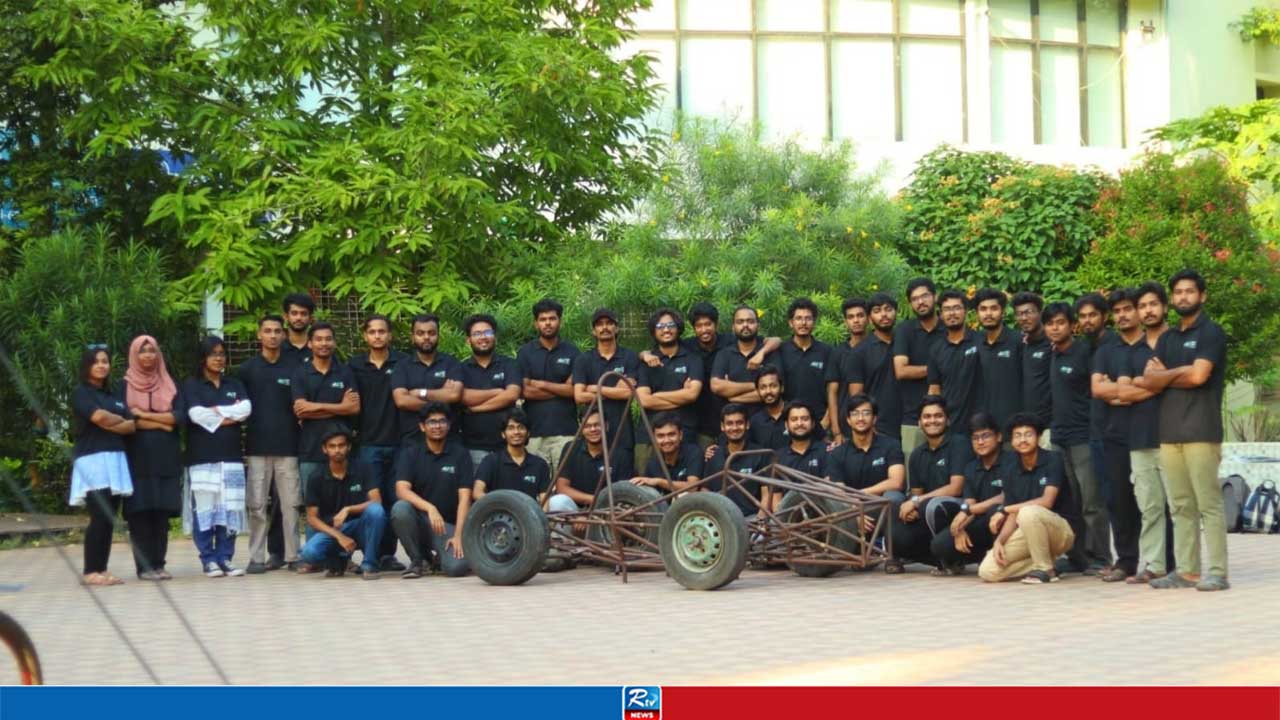 এবার ‘ফর্মুলা স্টুডেন্ট কার’ বানাচ্ছে রুয়েটের টিম অ্যানেক্স রুয়েট