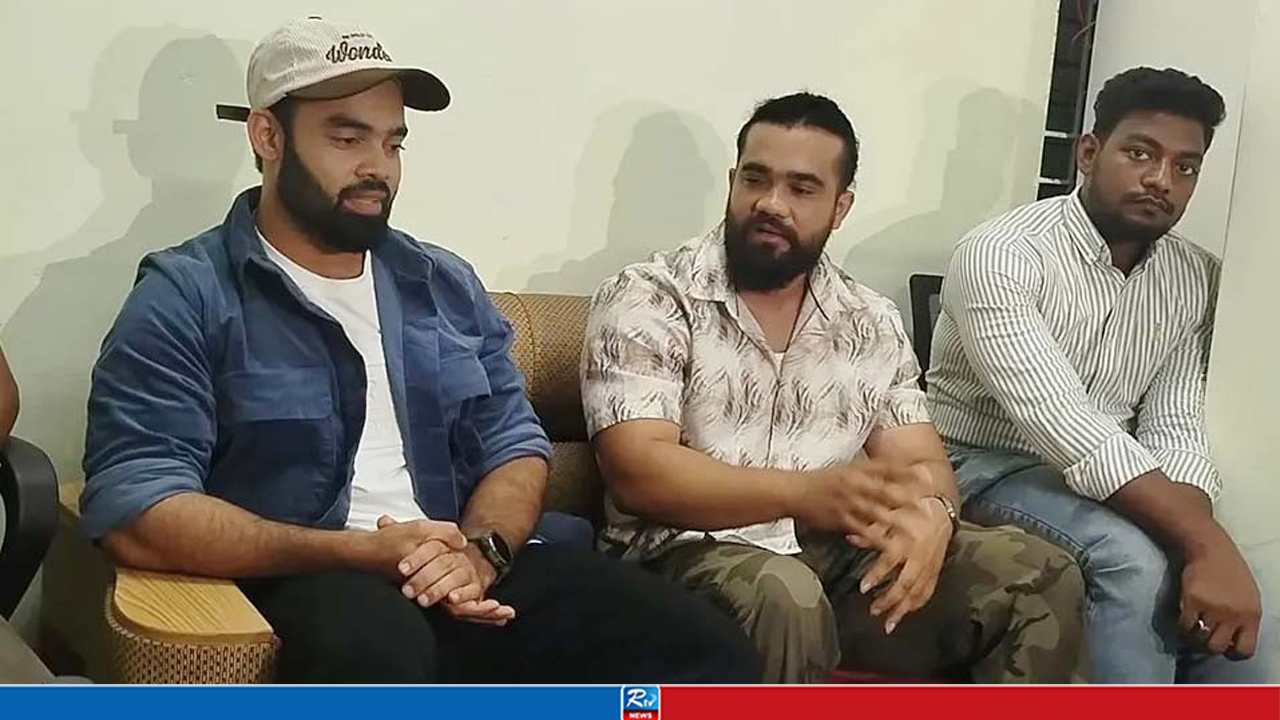 যৌন নিপীড়নের অভিযোগে শিক্ষককে মারধর, যা বললেন শিশুর বাবা