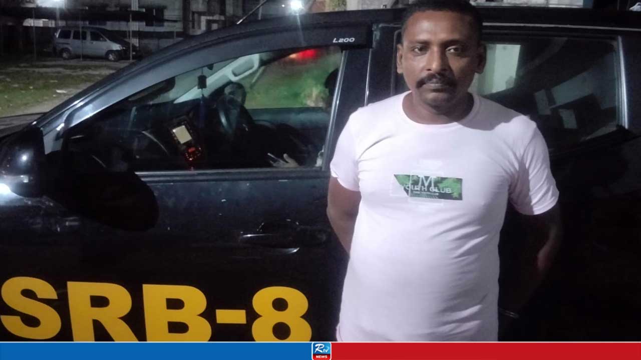 মঠবাড়িয়ায় ডাকাত সর্দার ইয়াসিন গ্রেপ্তার